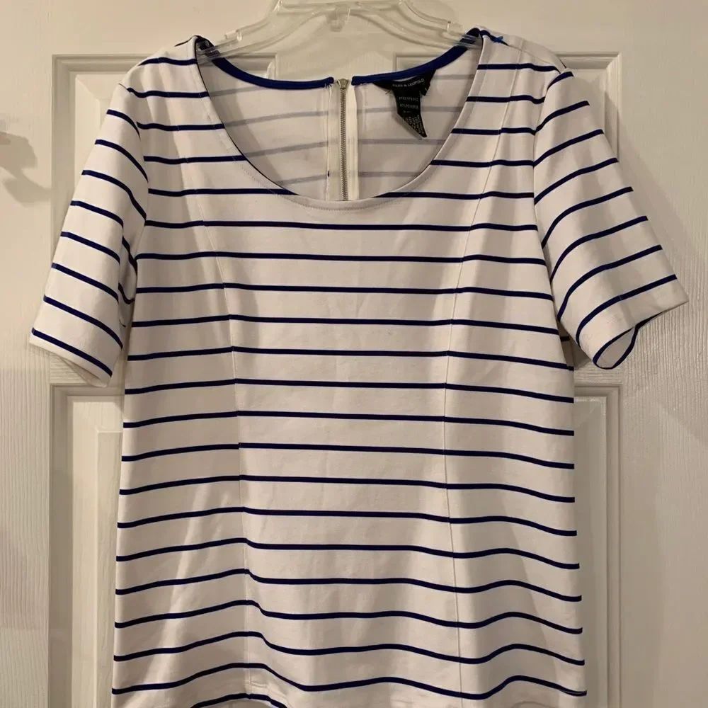 Jules & Leopold White Striped Fitted Zip Top sz L